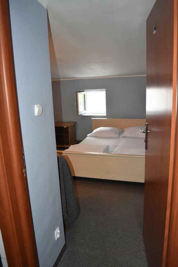 Baltic Hostel Гданськ Екстер'єр фото