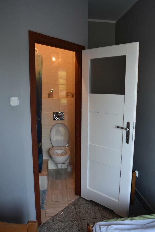 Baltic Hostel Гданськ Екстер'єр фото